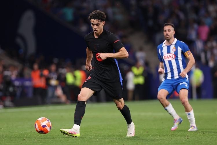 世体：福特结束在巴萨第一阶段的康复过程，他将回到埃尔切备战