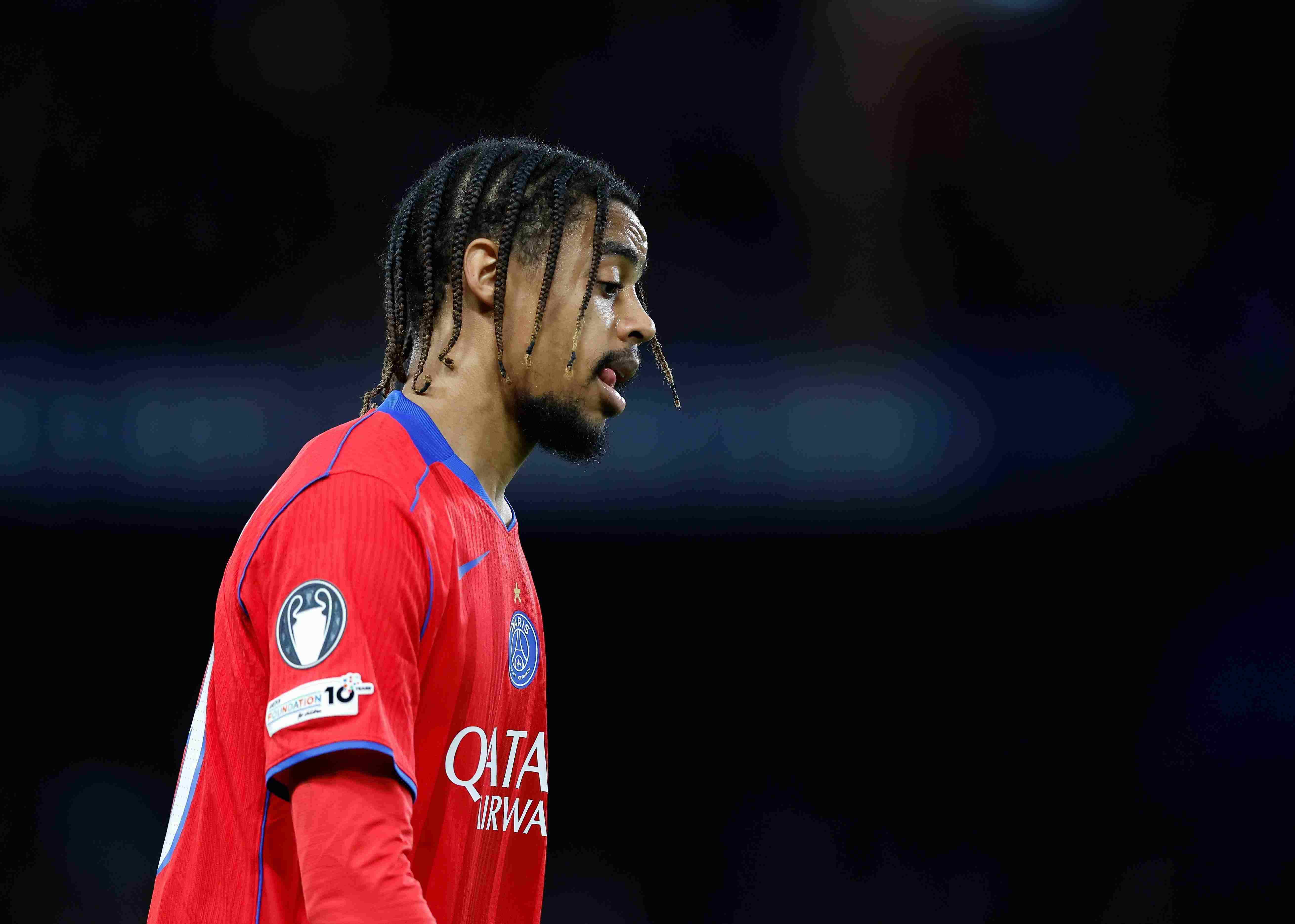 队报：巴尔科拉右脚踝韧带严重扭伤，可能将缺席一个月