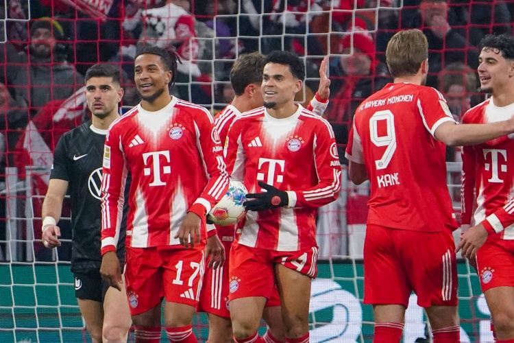 拜仁对柏林联合德甲13场不败，两队场均控球率对比66.5% VS 37.7%