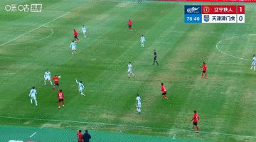 铁人2-0领先津门虎！安以恩原地摆腿兜射破门，王献钧乌龙解围