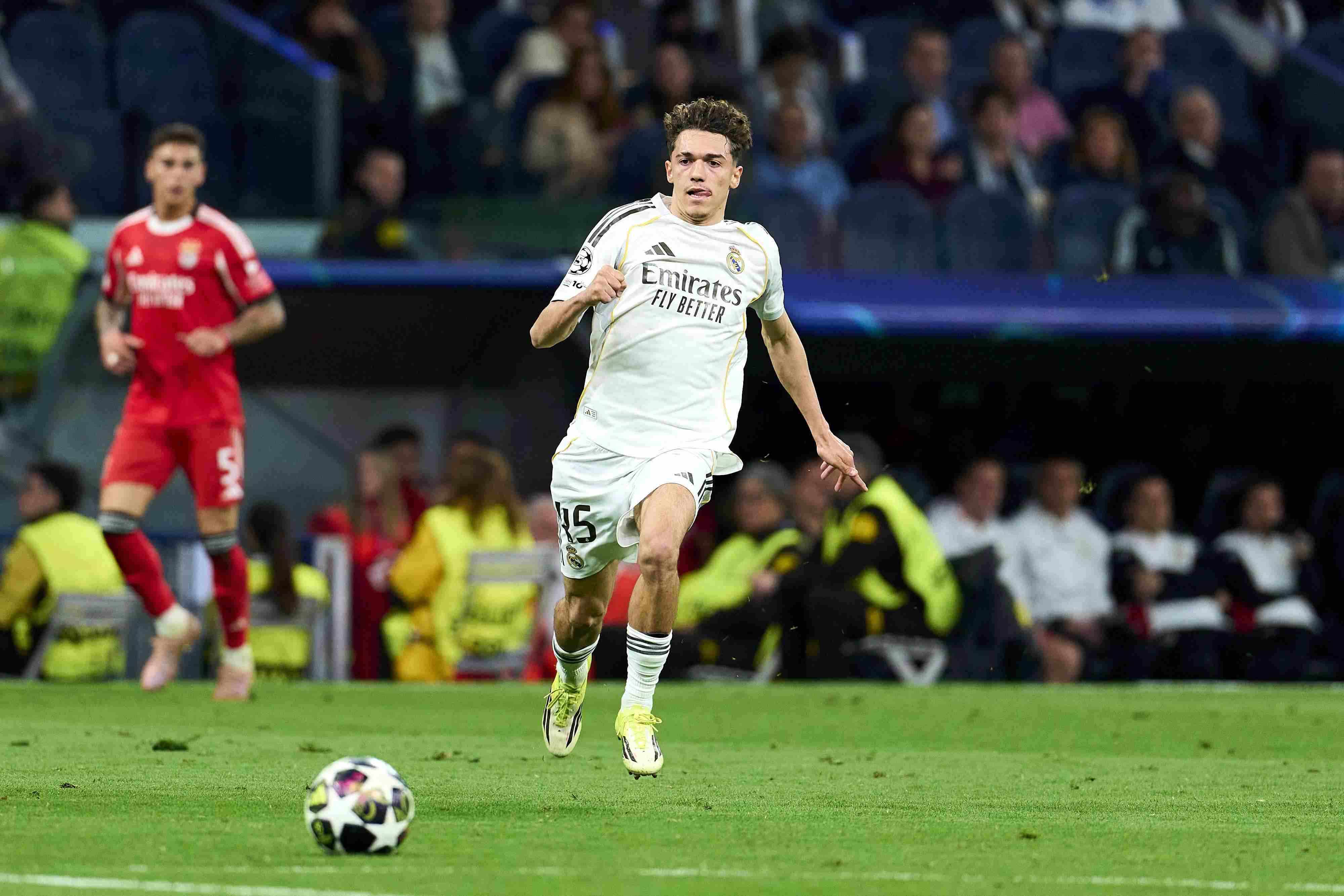 马卡报：皮塔奇横空出世，贝林厄姆复出需重新竞争主力位置