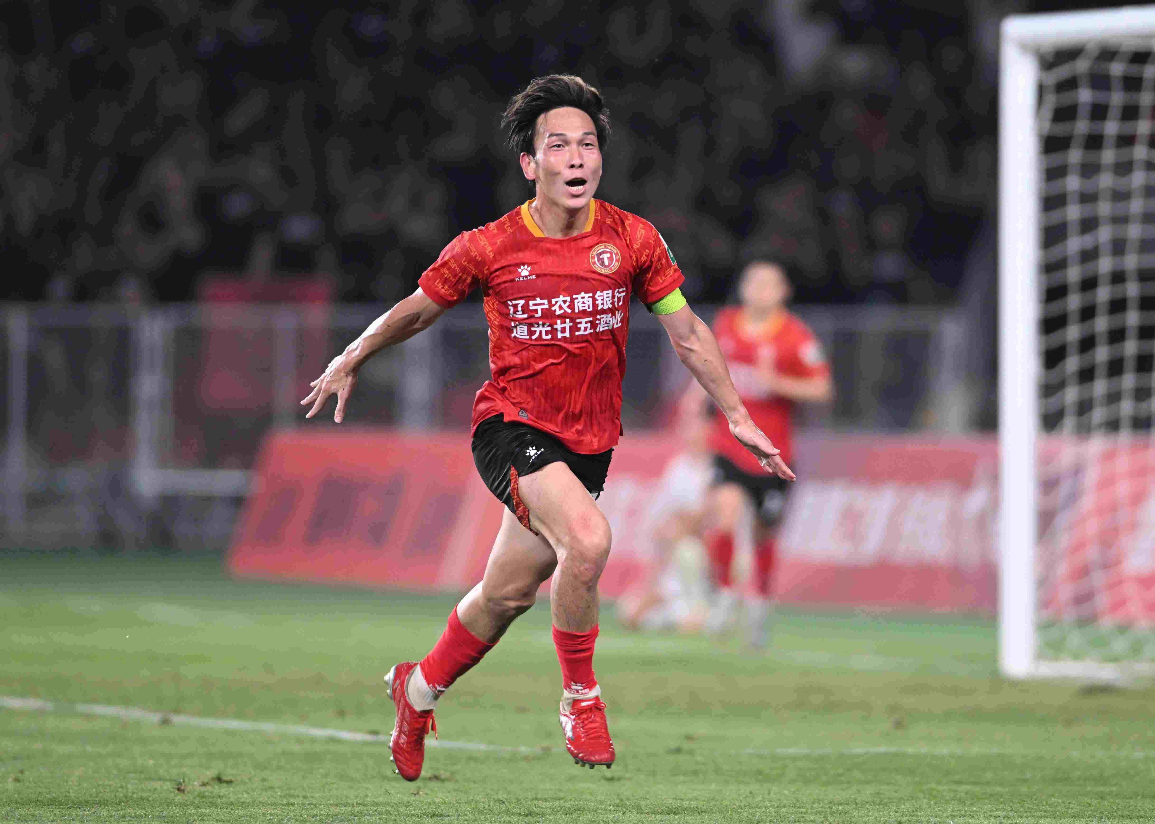 邦本宜裕：点射破门并收获一场大胜很高兴，为了球迷要赢更多比赛
