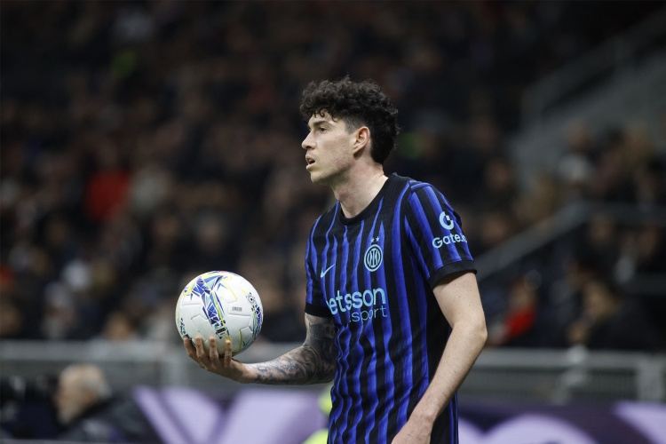 罗体：巴斯托尼能否出战附加赛成疑，明天前往意大利基地接受检查