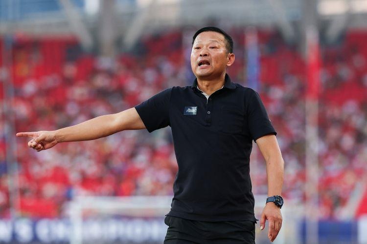 足球报：若中国女足换帅，常卫魏、水庆霞、陈婉婷等都是候选者