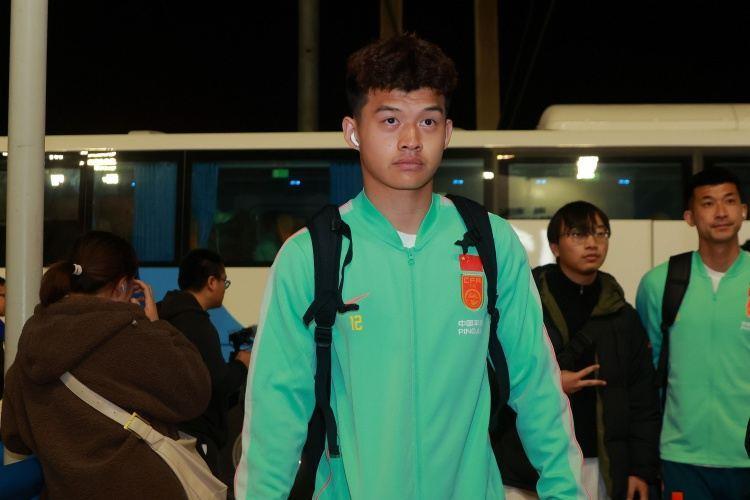 刘浩帆：姆伯莫不来参赛？没什么遗不遗憾的，要尽快跟上大哥们