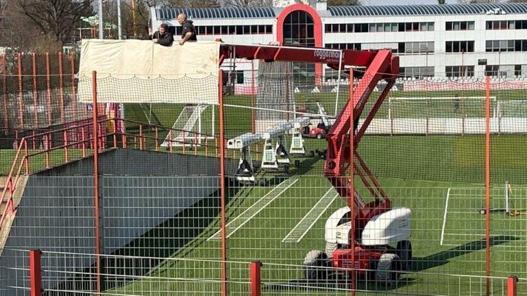 图片报：拜仁正推进训练基地的现代化改造，将配备高标准遮挡设施