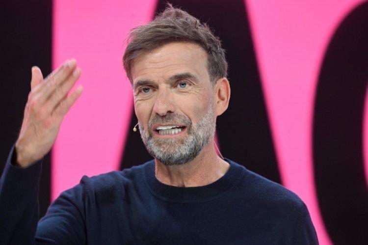 克洛普：我绝不会评价纳帅排兵布阵，真有问题就去找穆勒让他说