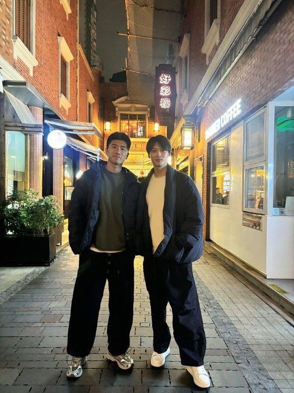 东体：李圣龙和张一这对海港老队友中乙碰面，两人曾拿到全运金牌