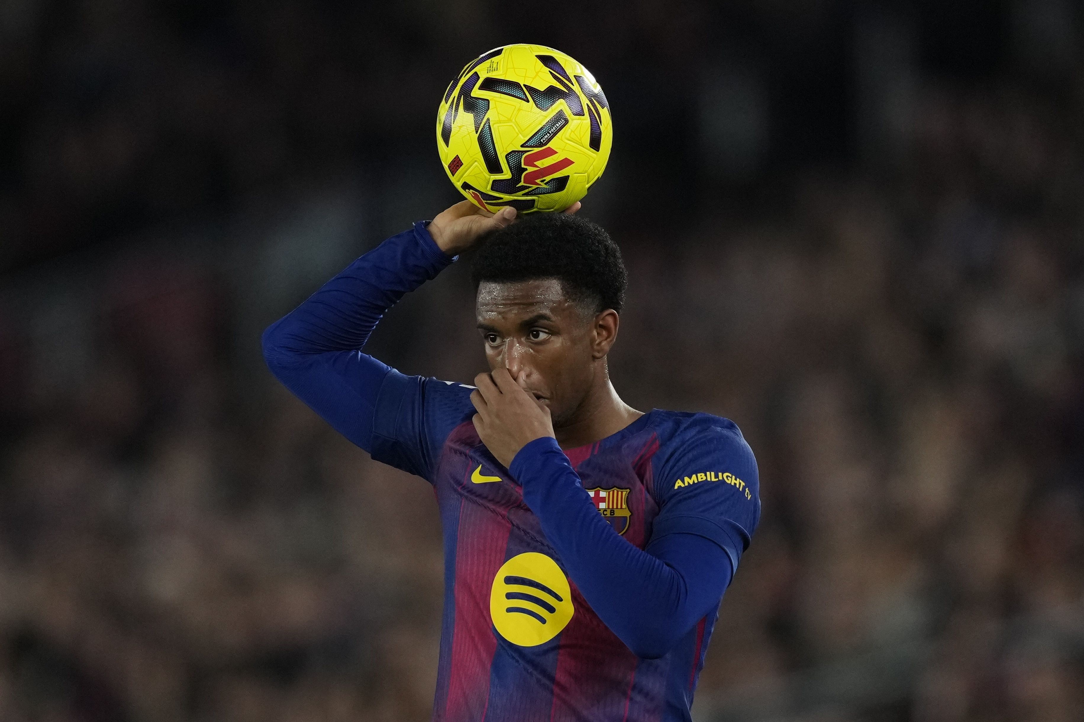 罗马诺：巴萨不会把巴尔德推向转会市场，若收到合适报价才会考虑