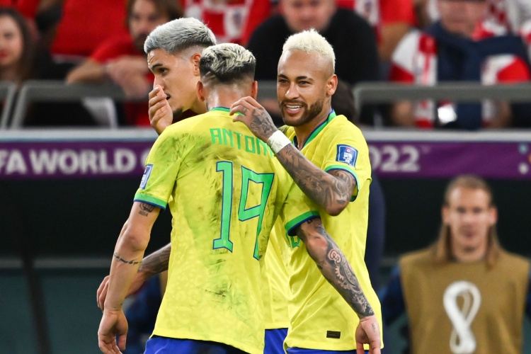 济科：内马尔天赋与梅罗同级但没他们职业，他没能用好自己的天赋