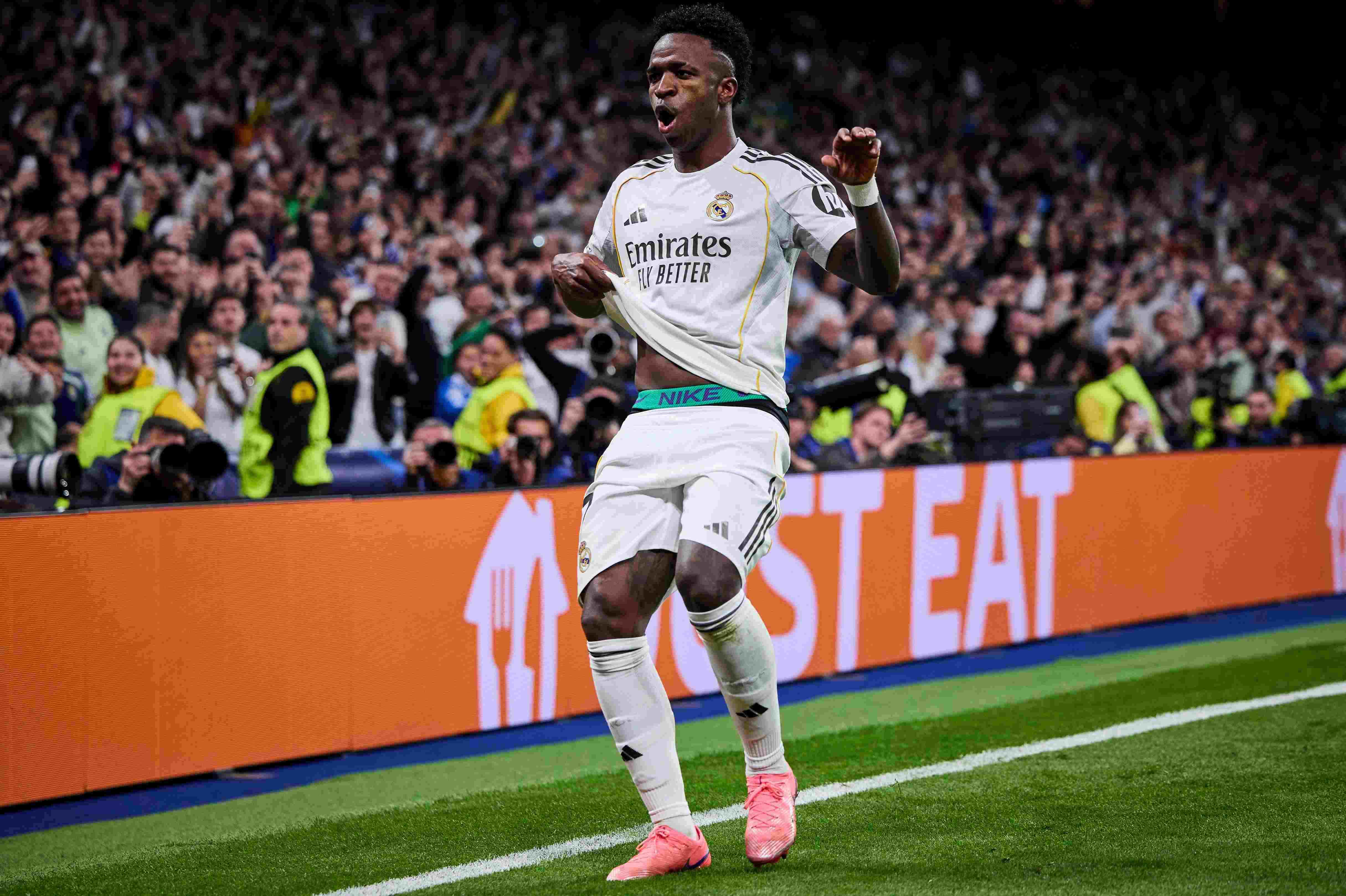 阿斯报：维尼修斯没有受伤，疼痛感主要源于体能过度透支