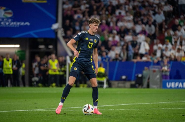 苏格兰球员：日本很强，希望未来我们能像他们一样在大赛走得很远