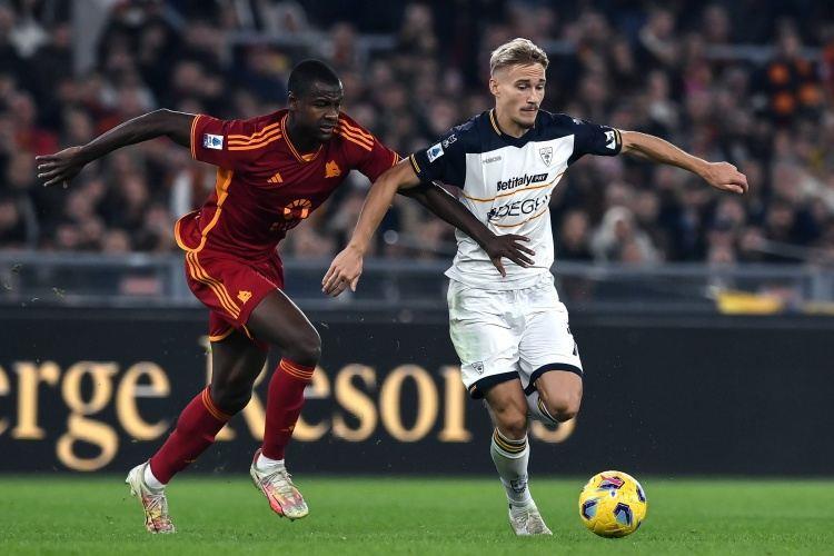 每体：巴萨关注26岁科特迪瓦后卫恩迪卡，罗马标价4500万欧