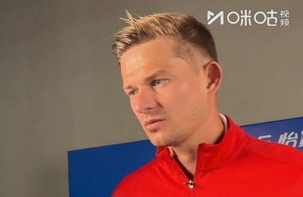 索罗金：不能对比中超和之前参加的联赛 我们默契度越来越好