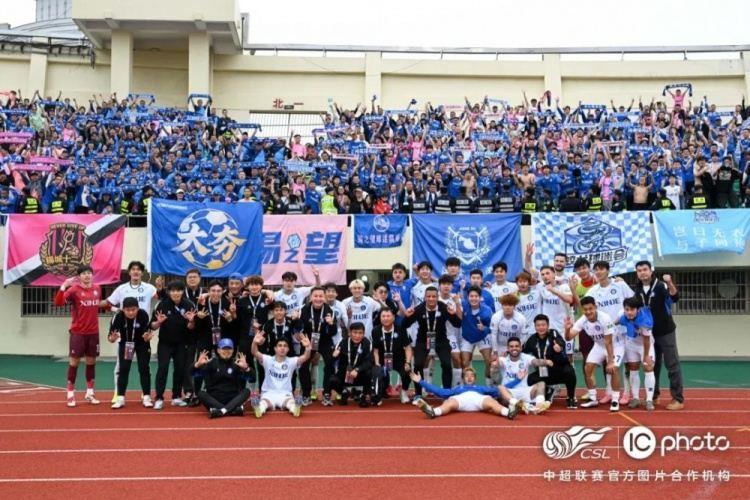 致无锡吴钩远征军球迷：胜利属于你们