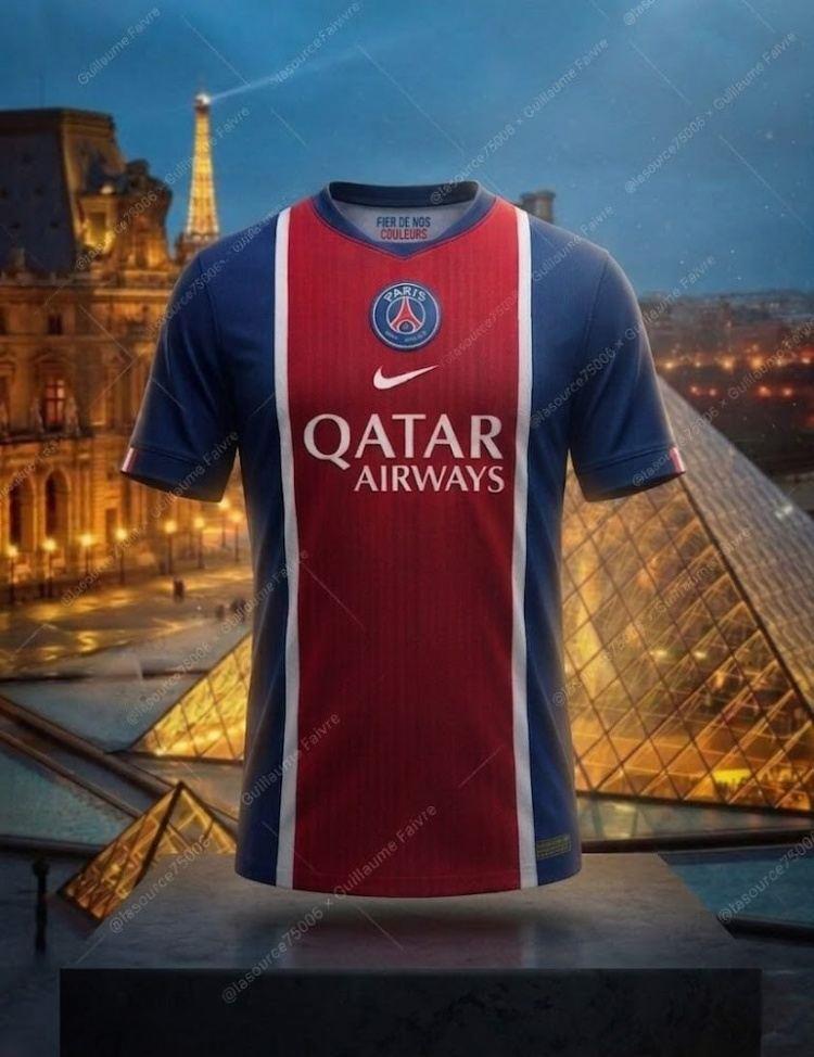 巴黎新赛季主场球衣最终照片：古典皇家蓝搭配红白，Logo居中设计