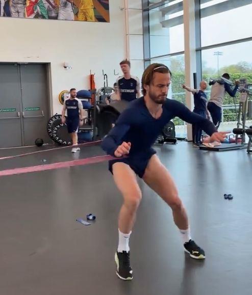 麦迪逊此前的视频截图