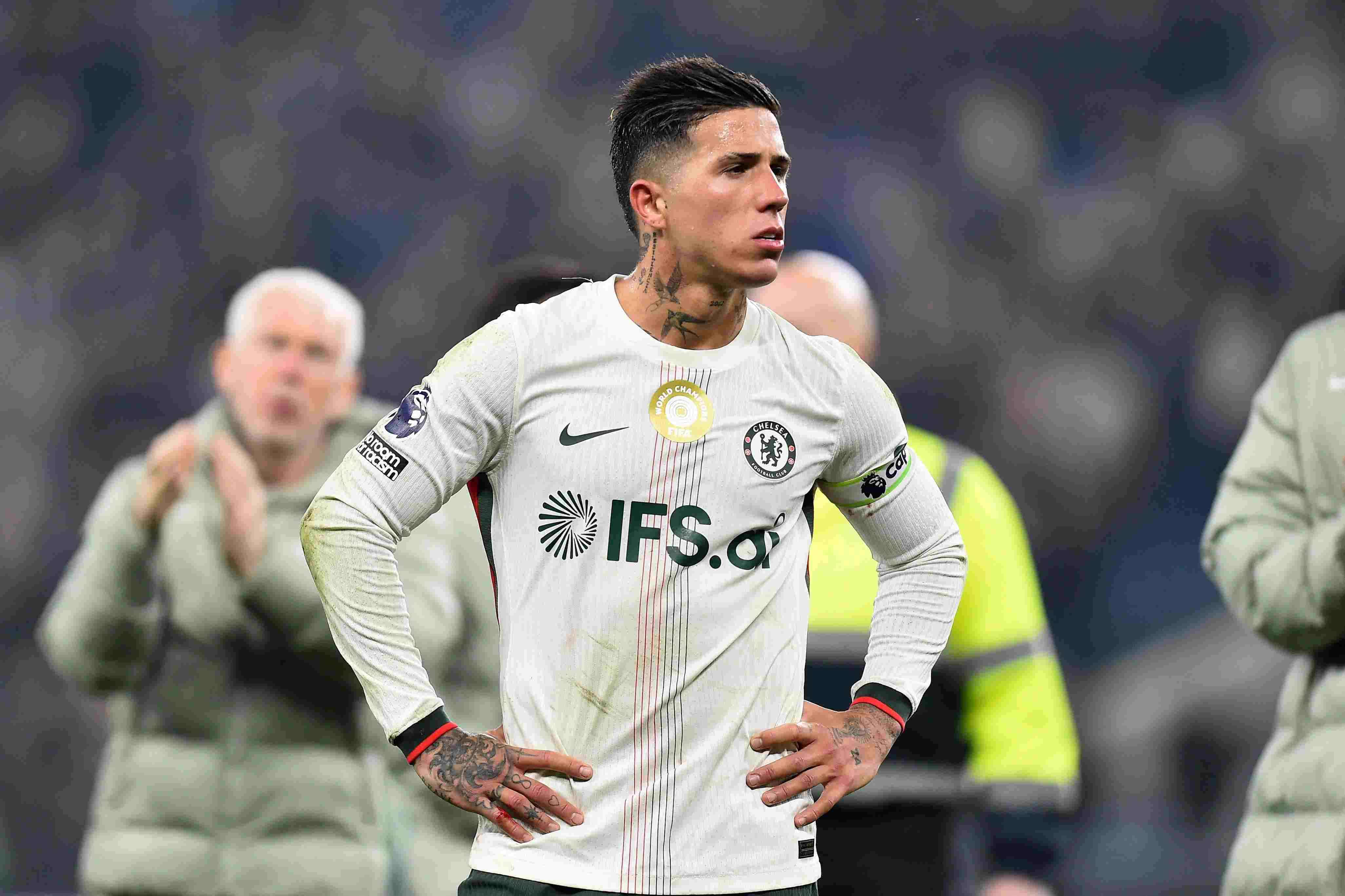 经纪人：恩佐已经和全队道歉 我们和切尔西已经消除了误会