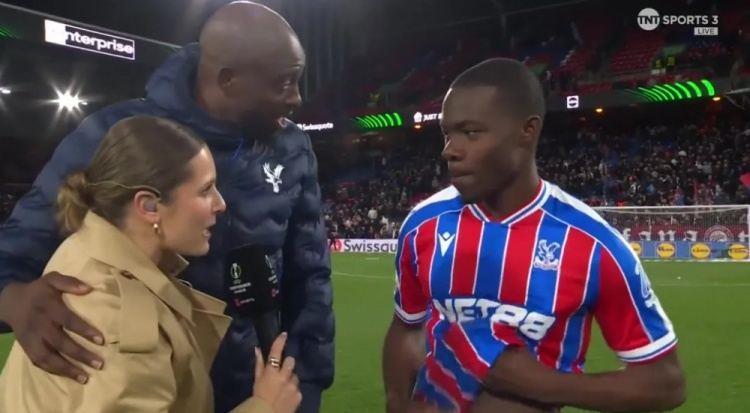 根本不放手！水晶宫前锋马特塔赛后手搂女主持人引热议