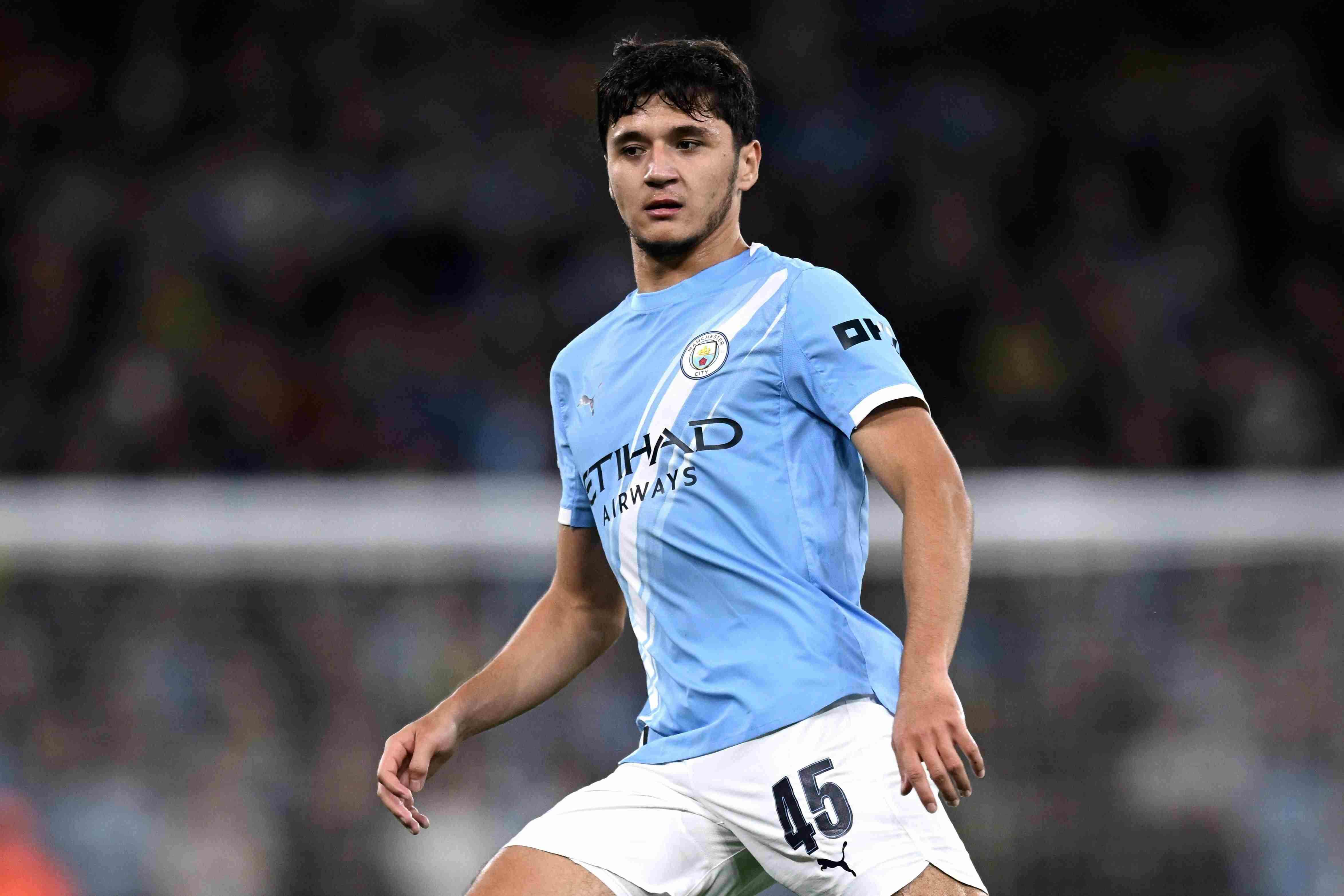 胡桑诺夫：也许多库比我速度快 本赛季最重要时刻是夺联赛杯冠军