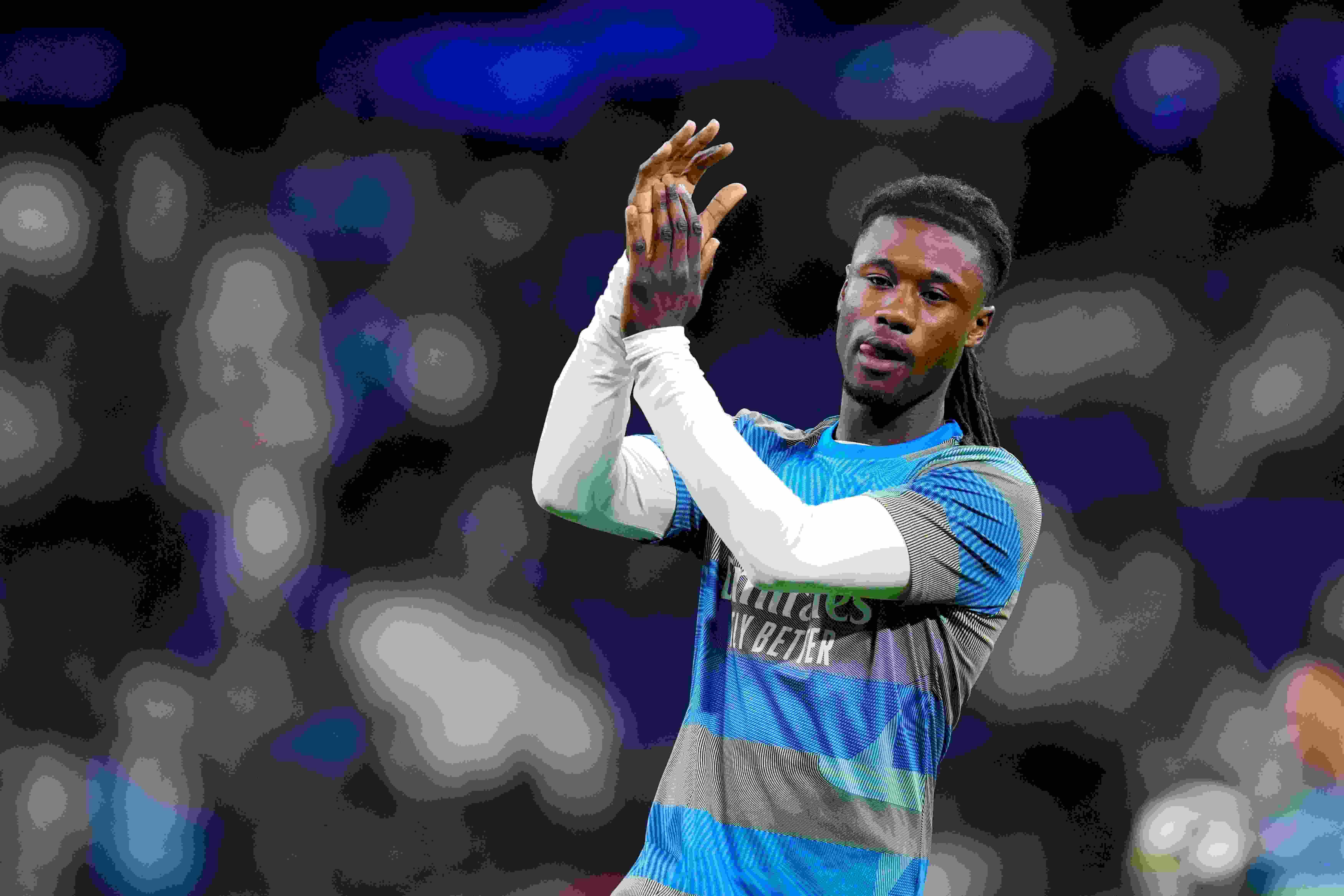 世体：卡马文加本已锁定对拜仁首发，但赫罗纳一役让其首发存疑