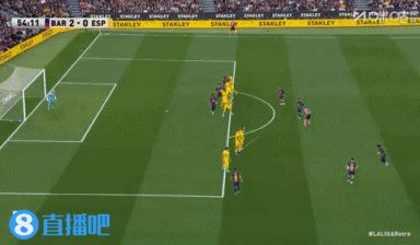 VAR介入确认巴萨进球越位在先，随后西班牙人扳回一城，暂1-2巴萨