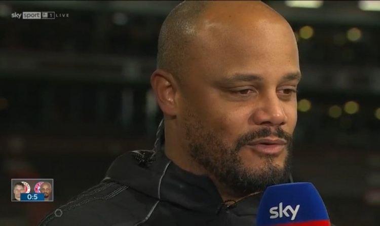 卡恩建议穆西亚拉放弃世界杯？孔帕尼：卡恩自己骨折了都会去参赛