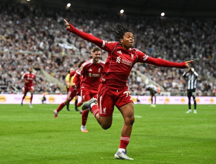 希勒：恩古莫哈应首发出战巴黎，他给利物浦带来能量和新鲜感