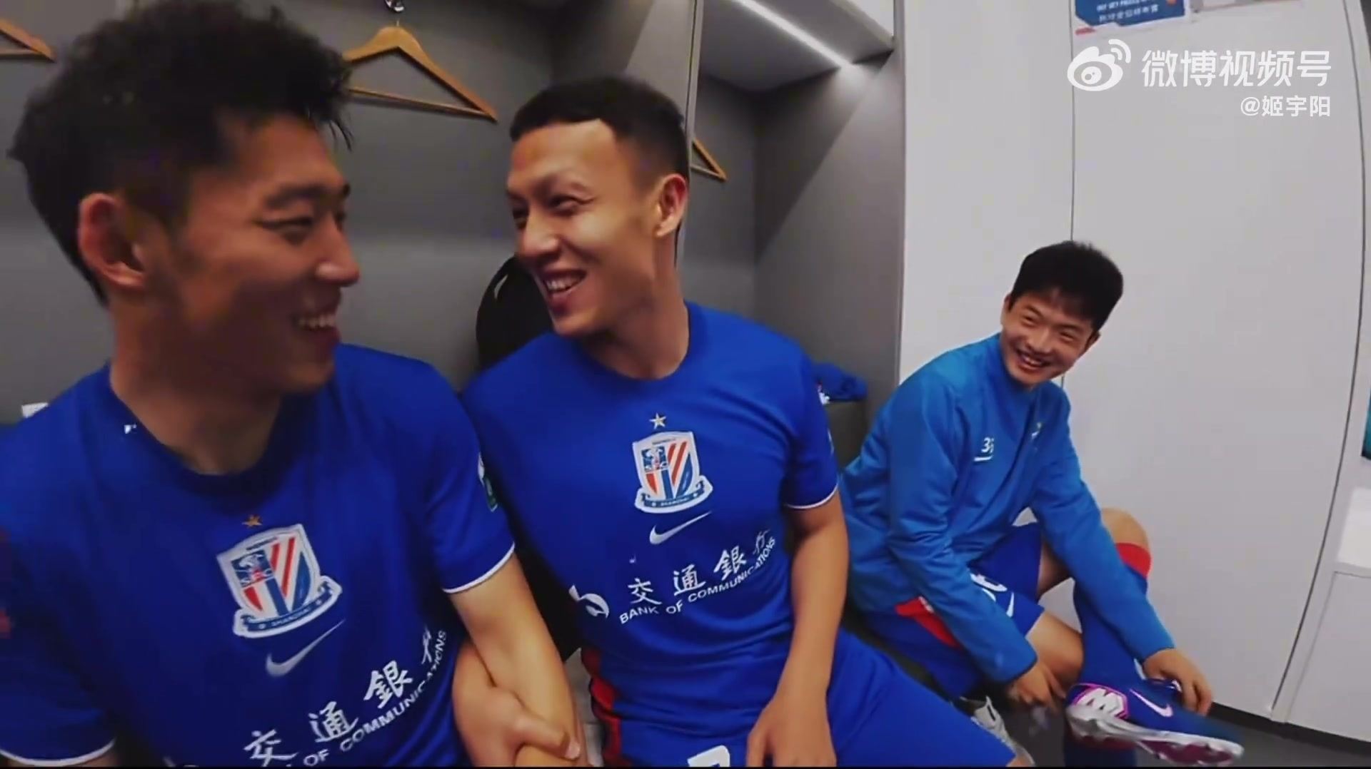 你也玩梗高天意赛后模仿施连志：把我俩的身体恢复到最佳状态