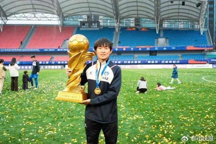 厉害！“吴越杯”杭州球员叶安钊是家乡高考状元 五人制职业教练