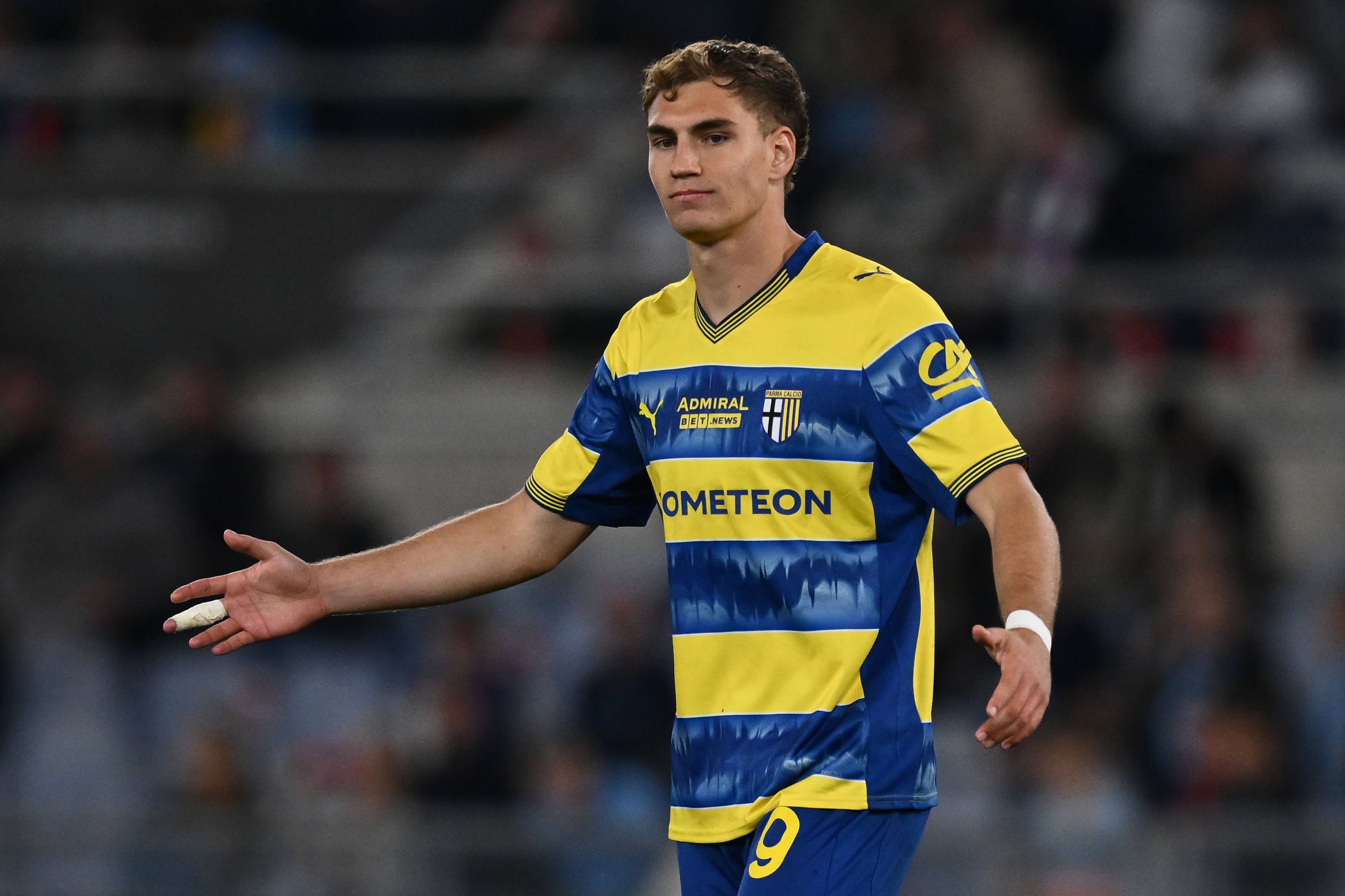 身高1米92的阿根廷前锋！24岁佩莱格里诺：梦想入选国家队