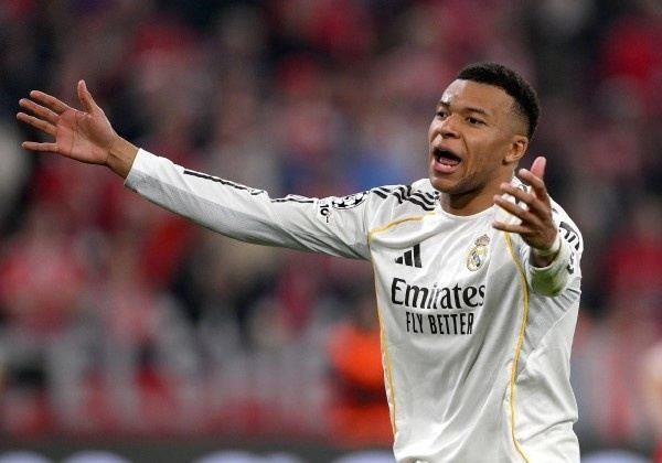 哨响之后|孔帕尼冒进拜仁失先手，皇马不敢换人输在巨星太多