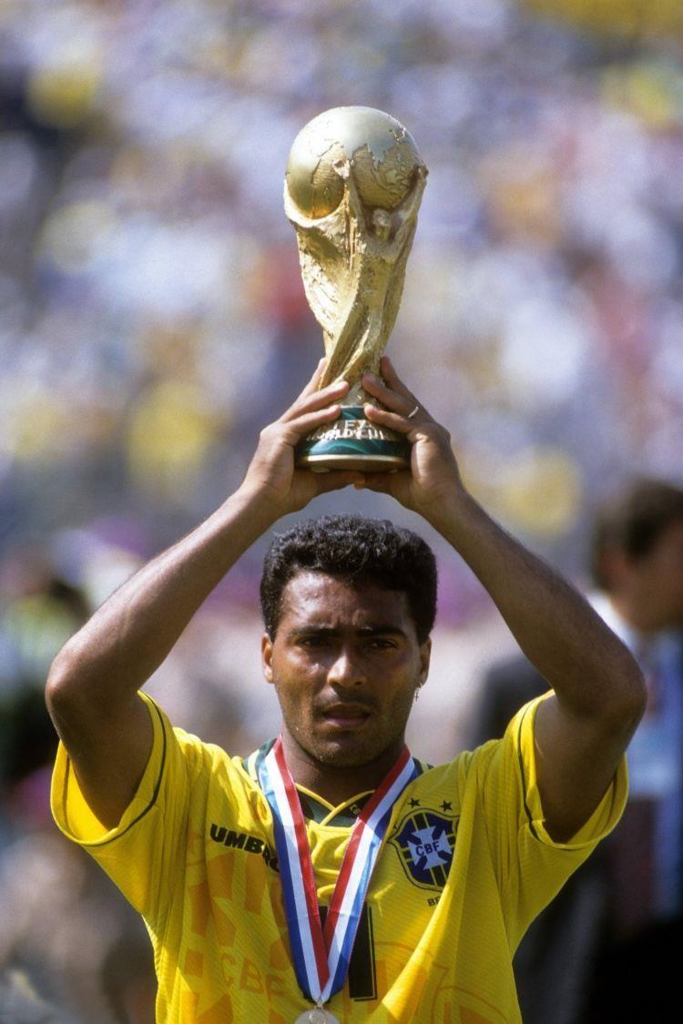 罗马里奥：现役球员中姆巴佩最像我 后悔不能参加2002年世界杯