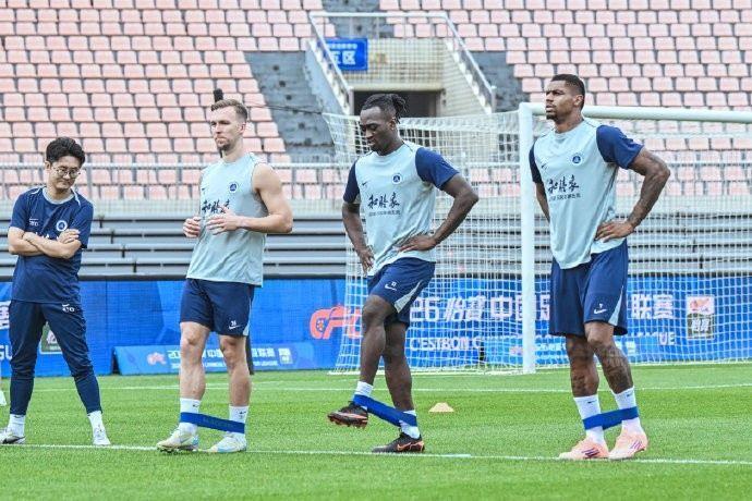 赛前官训·比赛日前24小时明日对手不容小视明日赛场见