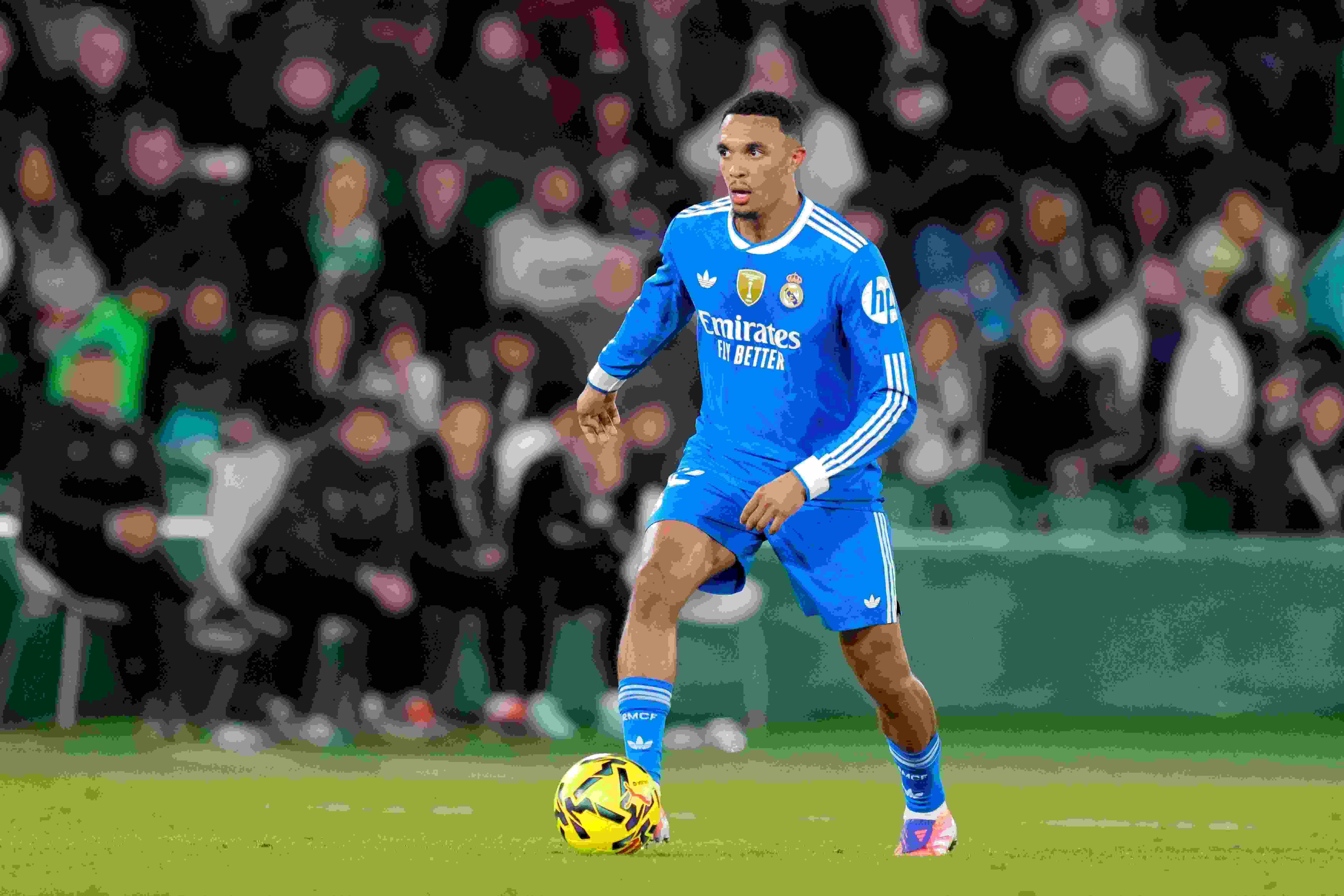 花费超1.8亿！世体：踢拜仁4名新援只有阿诺德首发，证明引援失败