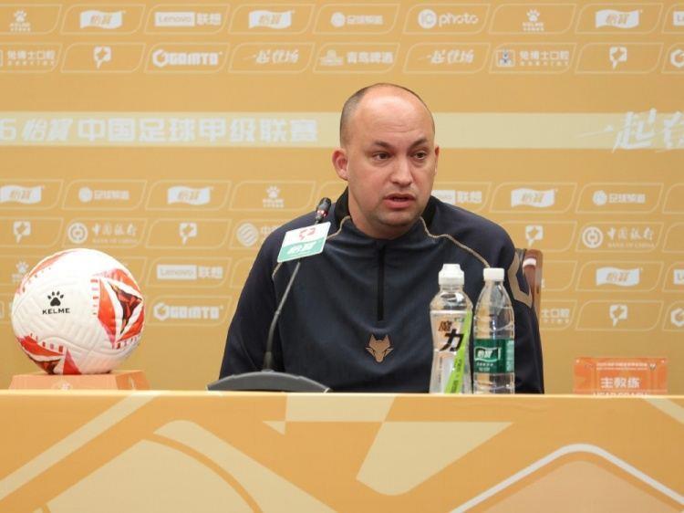 肯尼：我们总结了上一场比赛，并认真分析了今天的对手