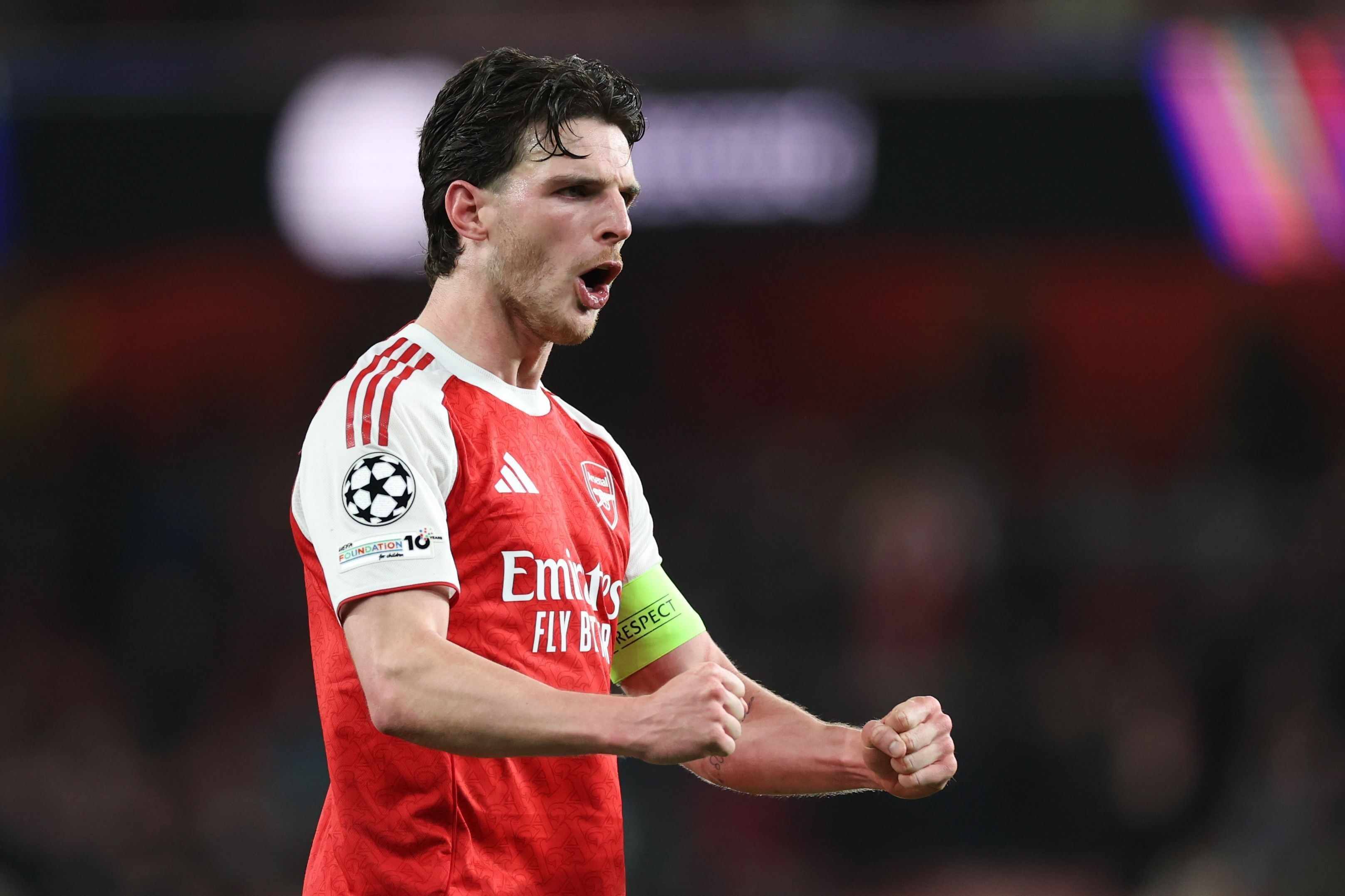 内维尔：至今仍对曼联没签赖斯耿耿于怀 期待周末他挺身而出