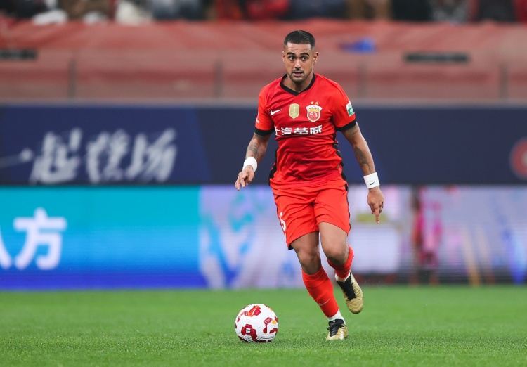 仅剩单外援出场！海港外援莱昂纳多热身受伤，刘祝润顶替其先发