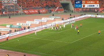 神仙球！克雷桑小角度任意球破门，颜骏凌不满防守，泰山1-1海港