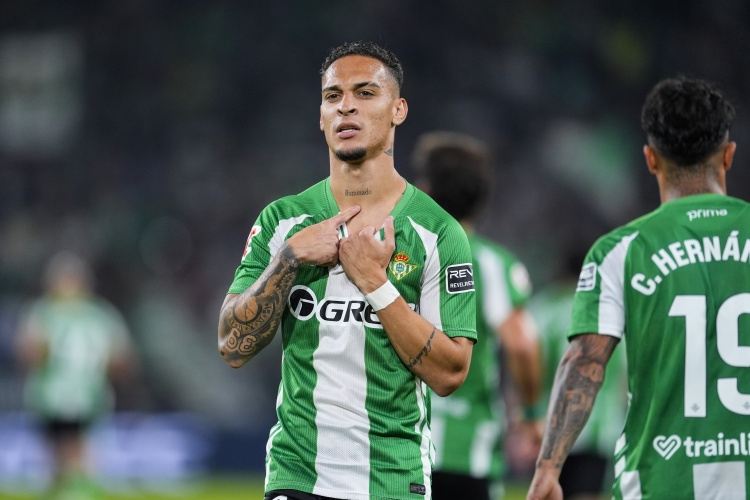 欧联遭逆转！阿斯：安东尼当前表现不足以入选巴西的世界杯名单