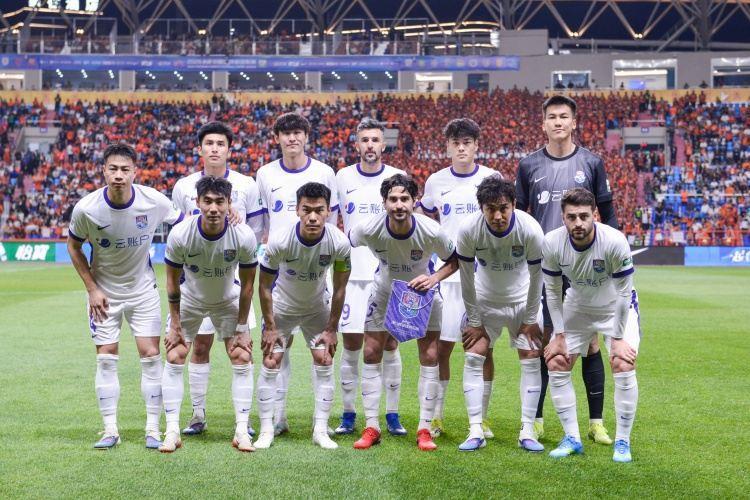 ：津门虎对阵玉昆赛前发了去年三场比赛的奖金