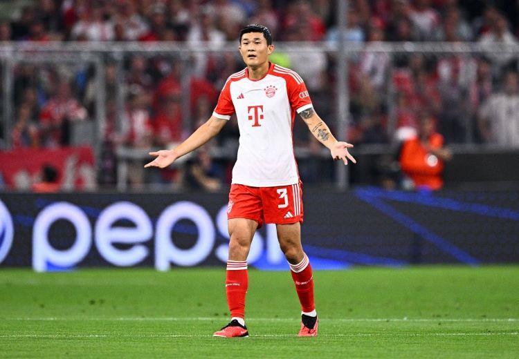 记者：经纪人称金玟哉今夏不一定离开拜仁，土超三强都已联系了他