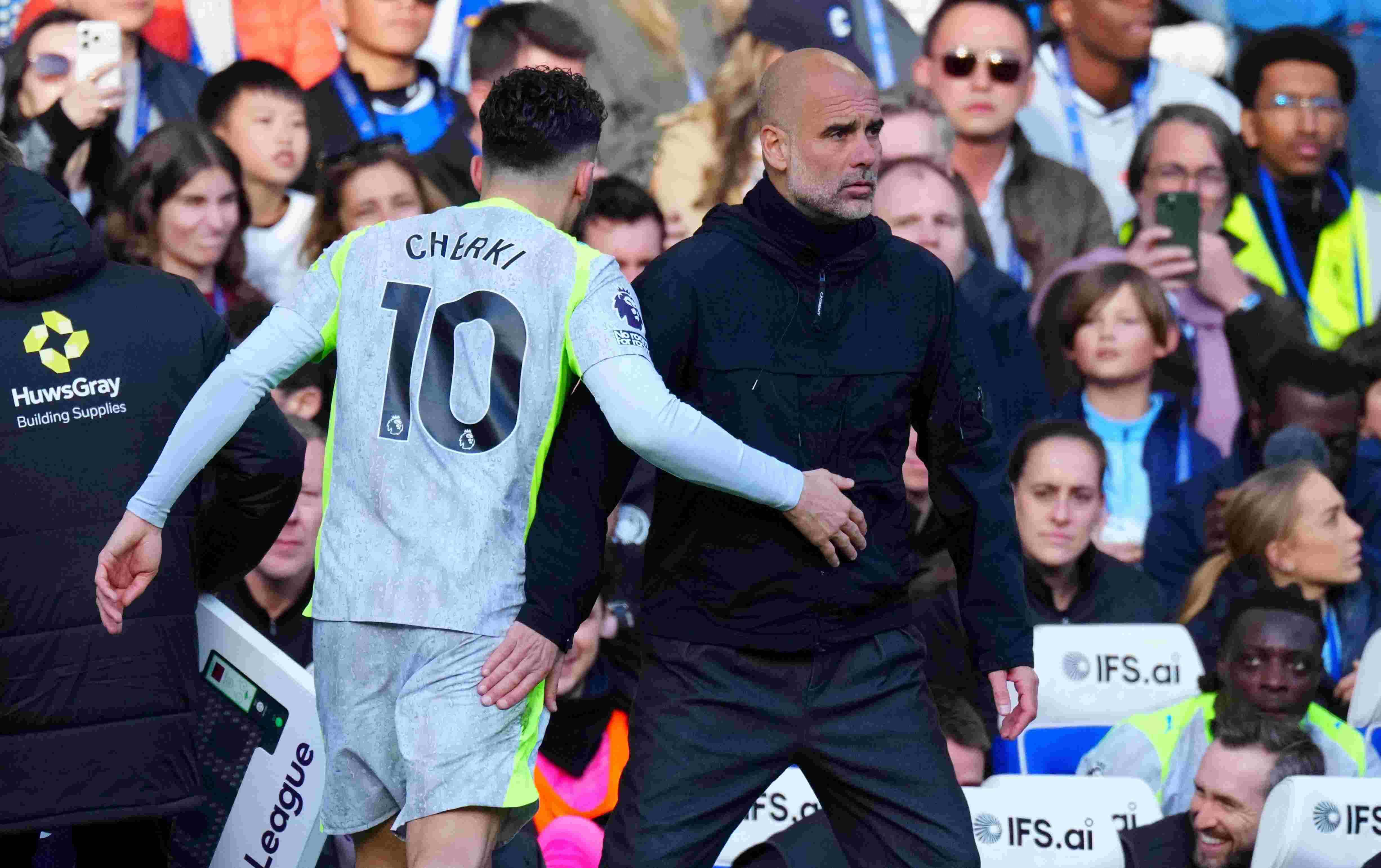 泰晤士报谈切尔基：瓜帅开始向球员让步，让自己被技巧灵感塑造