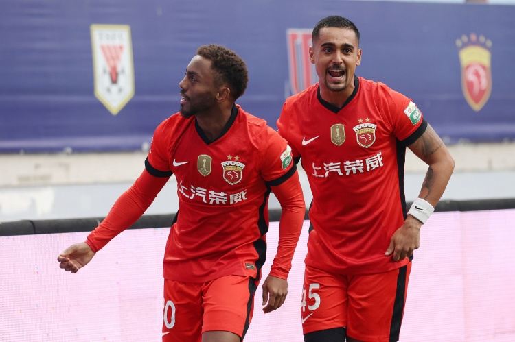 跟队：海港队内多人伤病，加布里埃尔在巴西完成手术