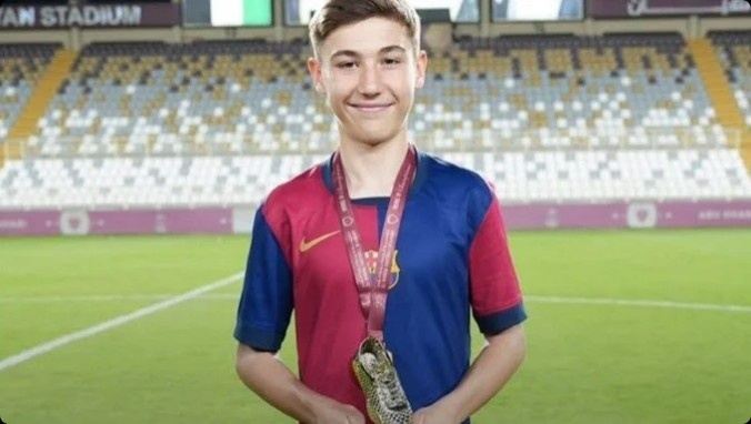 留住未来！每体：巴萨与U16梯队小将雷巴克的续约即将敲定