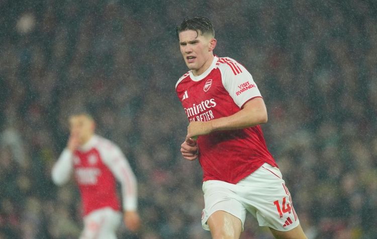 欧文：看阿森纳首发他们今天主打防反，进攻球员的发挥更值得关注