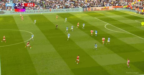 阿尔特塔给跪了！特罗萨德传中，哈弗茨头球击中顶网失绝平良机！