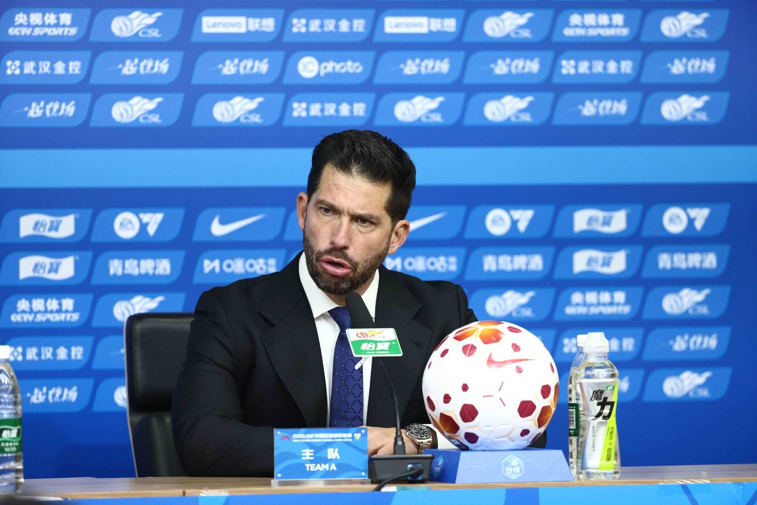 莫拉：这周的准备时间比较短，我们主要还是以球员的恢复为主