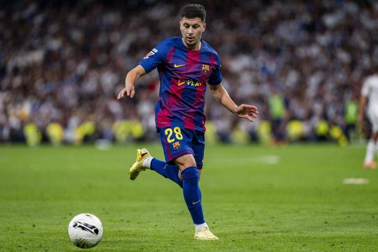 每体：巴德吉可能成为巴萨引进巴斯托尼的筹码，巴萨不想放走马丁