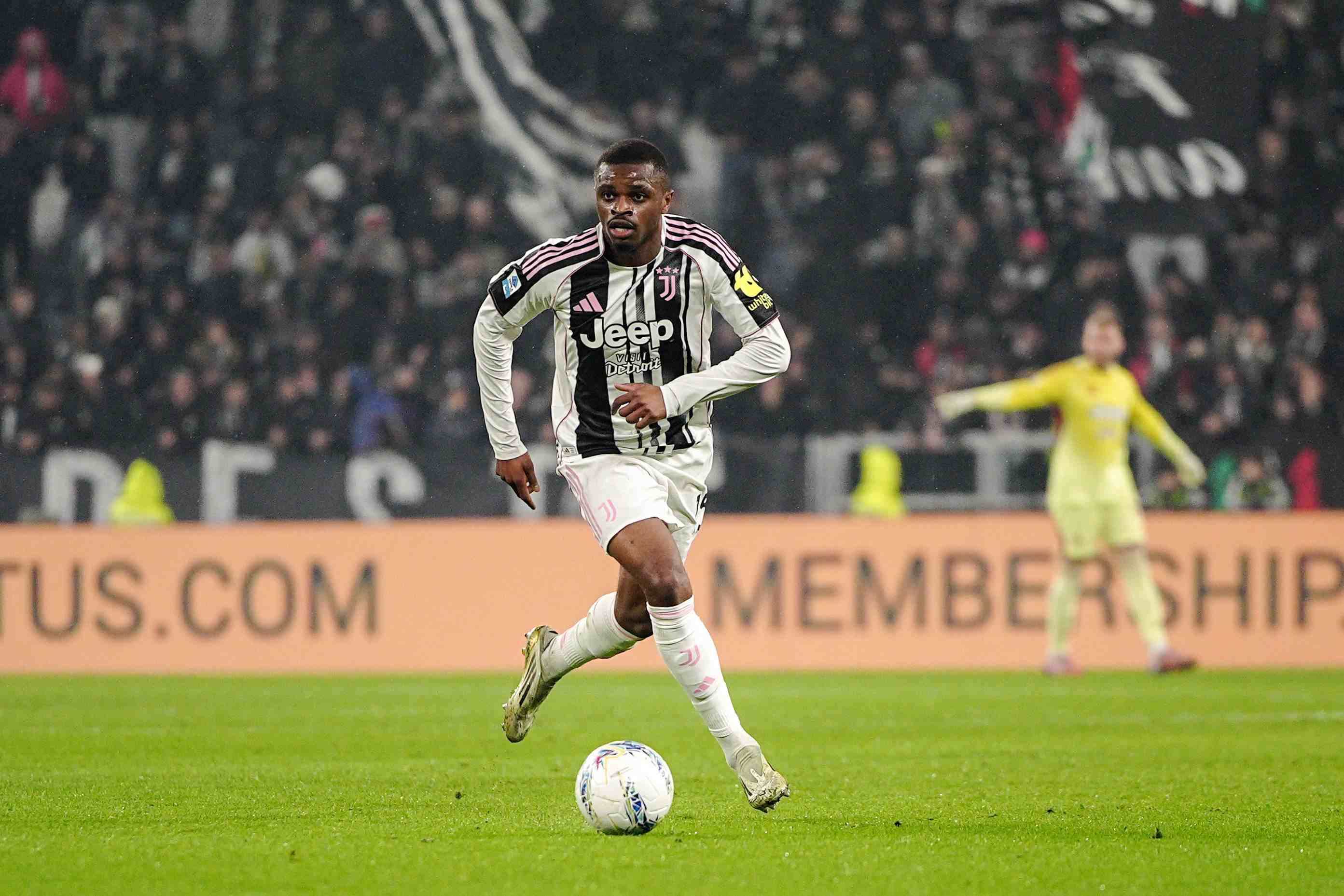 卡卢卢：本赛季我取得了很多助攻，我们进攻防守都很有默契